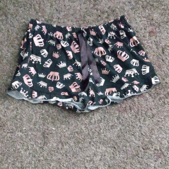 Medium black queen pajama shorts - Picture 1 of 4